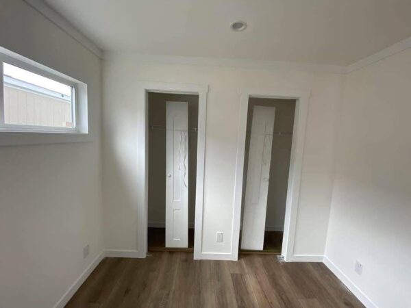 Crane Mobile Home 16ft wide, 29ft long