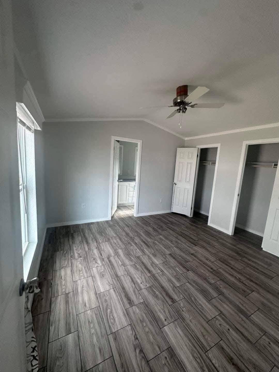 Mobile Home 2 bedrooms 2 bath, 1700sqft