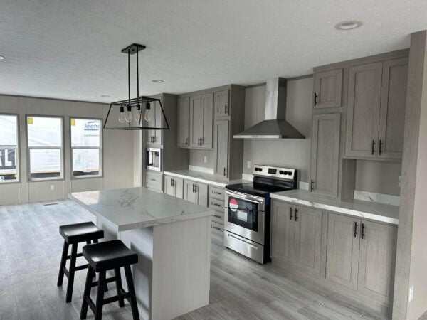 Mobile Home The Diamond 3 Bedroom | 2 Bath | 32 x 64™ (60)