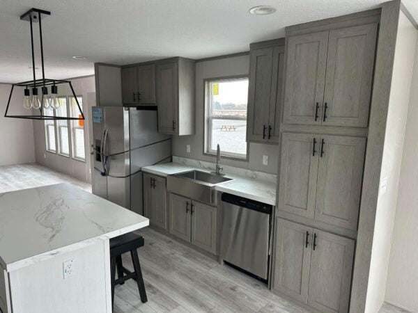 Mobile Home The Diamond 3 Bedroom | 2 Bath | 32 x 64™ (60)