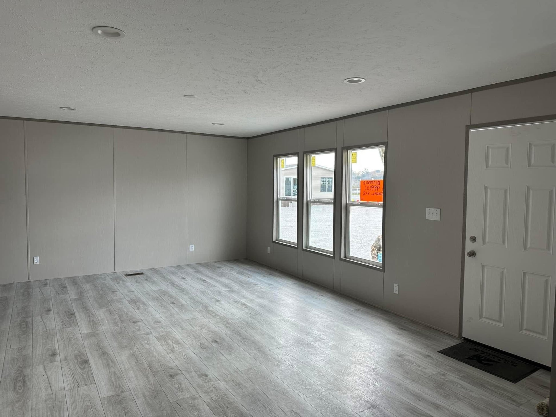 Mobile Home The Diamond 3 Bedroom | 2 Bath | 32 x 64™ (60)
